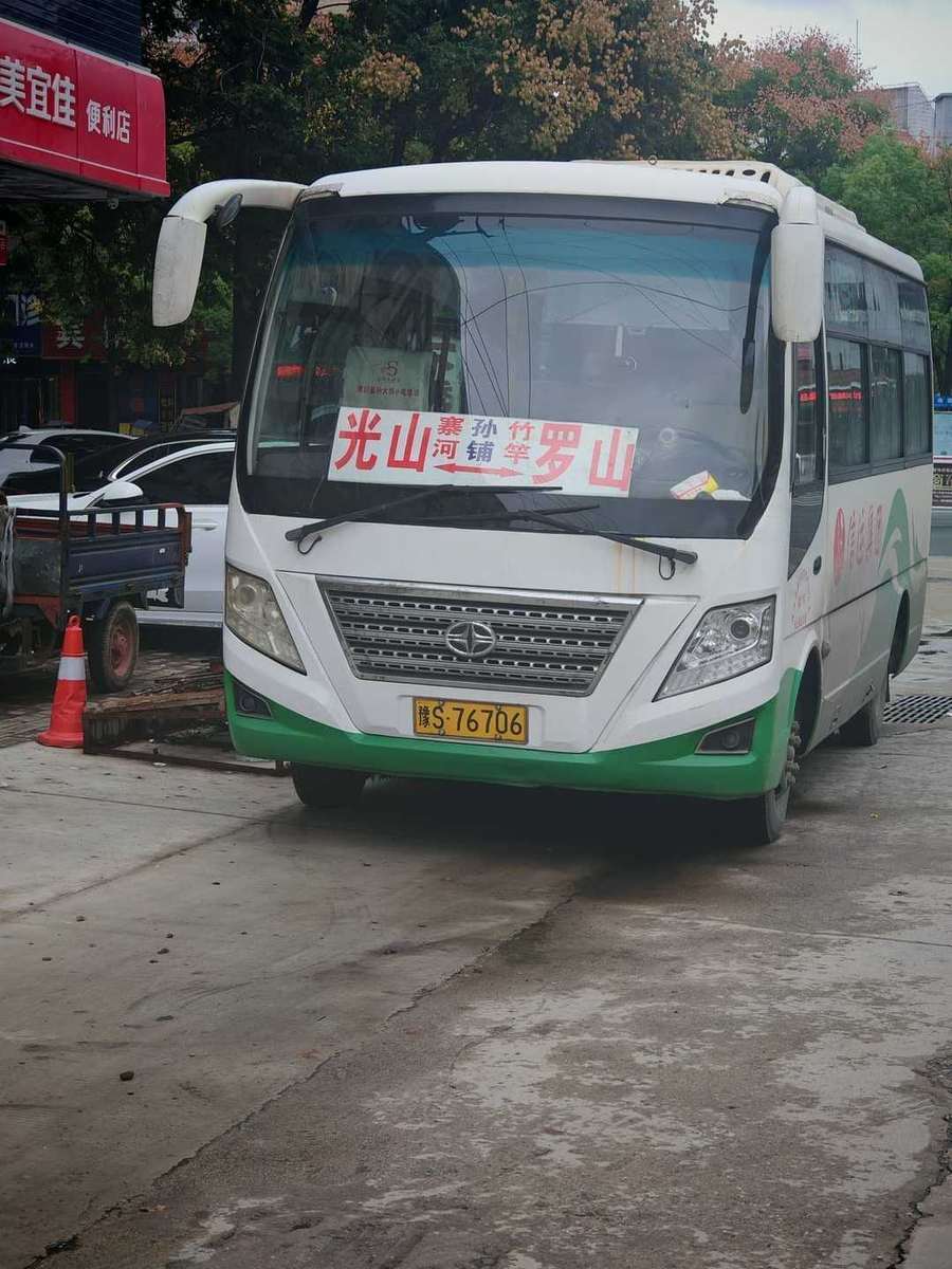 002.jpg